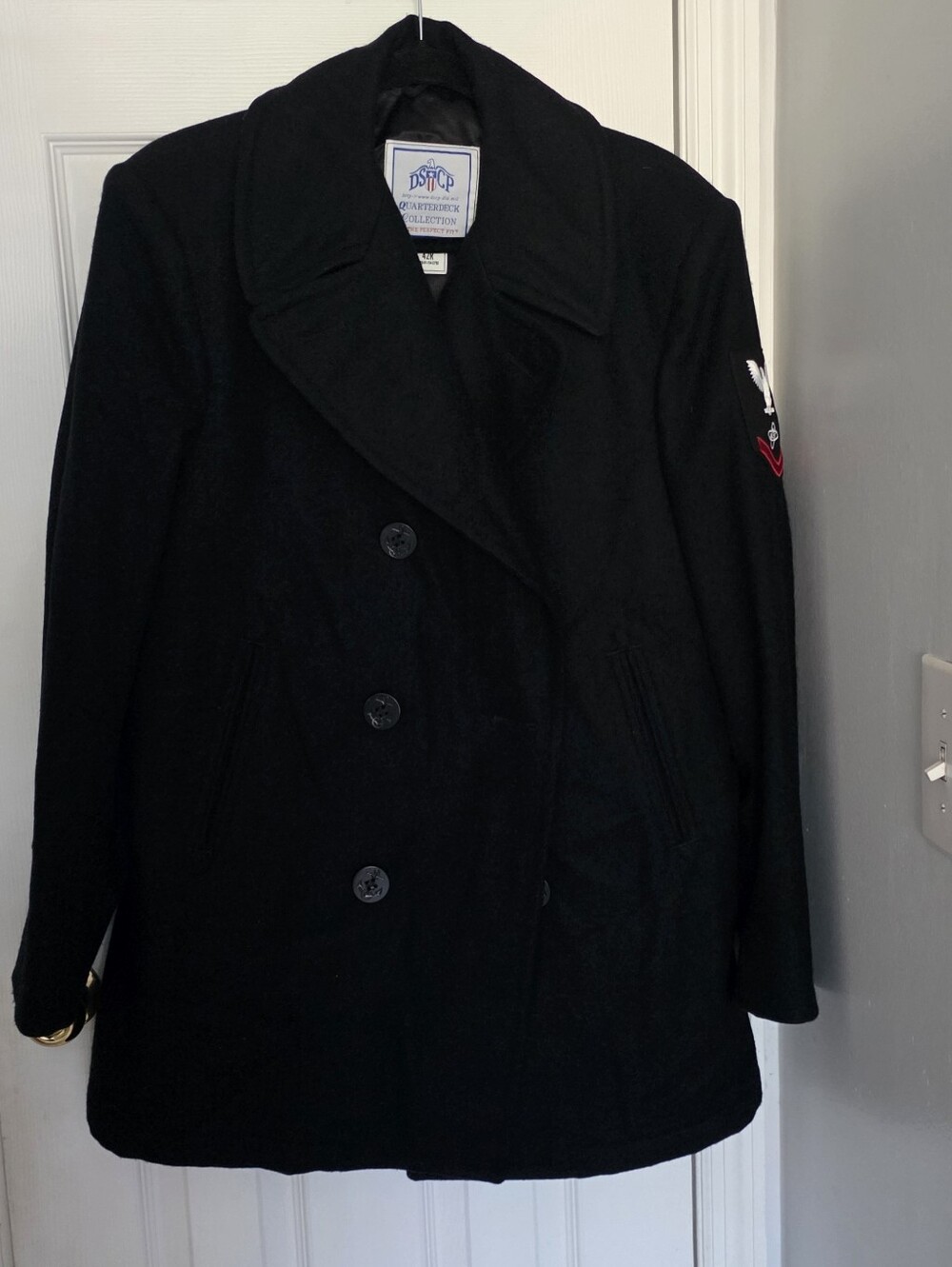 Authentic US Navy Wool Pea Coat Black 42R DSCP Quarterdeck Collection